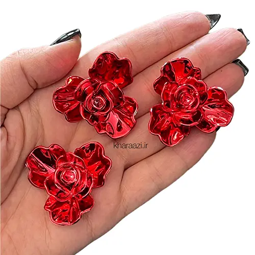 گل رز قرمز